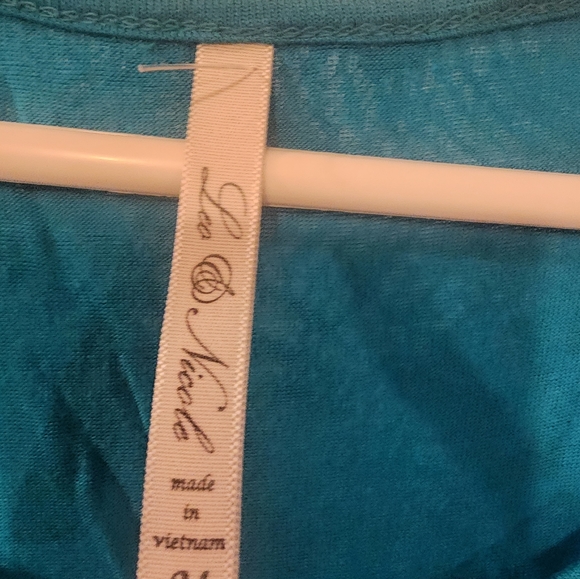 Lea Nicole turquoise lace blouce med - Picture 3 of 3